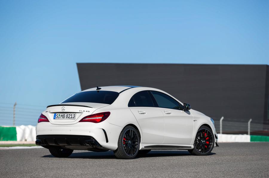  Mercedes-AMG CLA45 4Matic 2016 года  (фото 31 из 40)